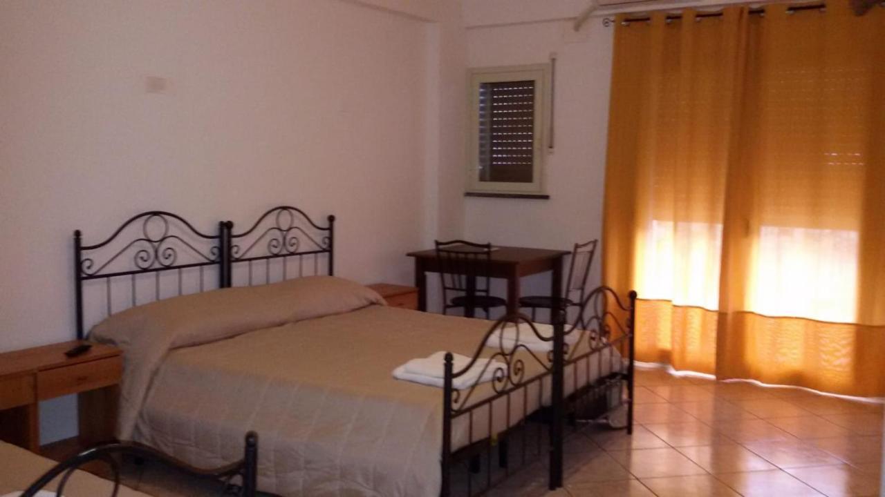 Residence Ore Felici Mascali Exterior photo
