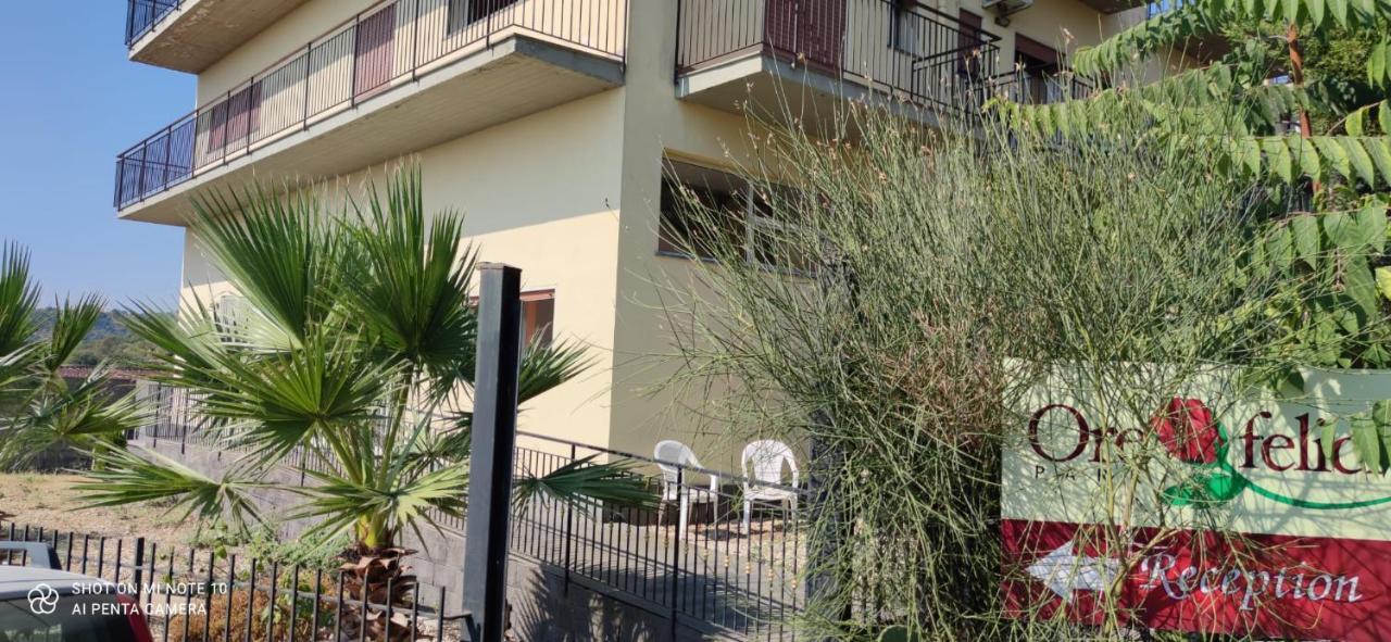 Residence Ore Felici Mascali Exterior photo